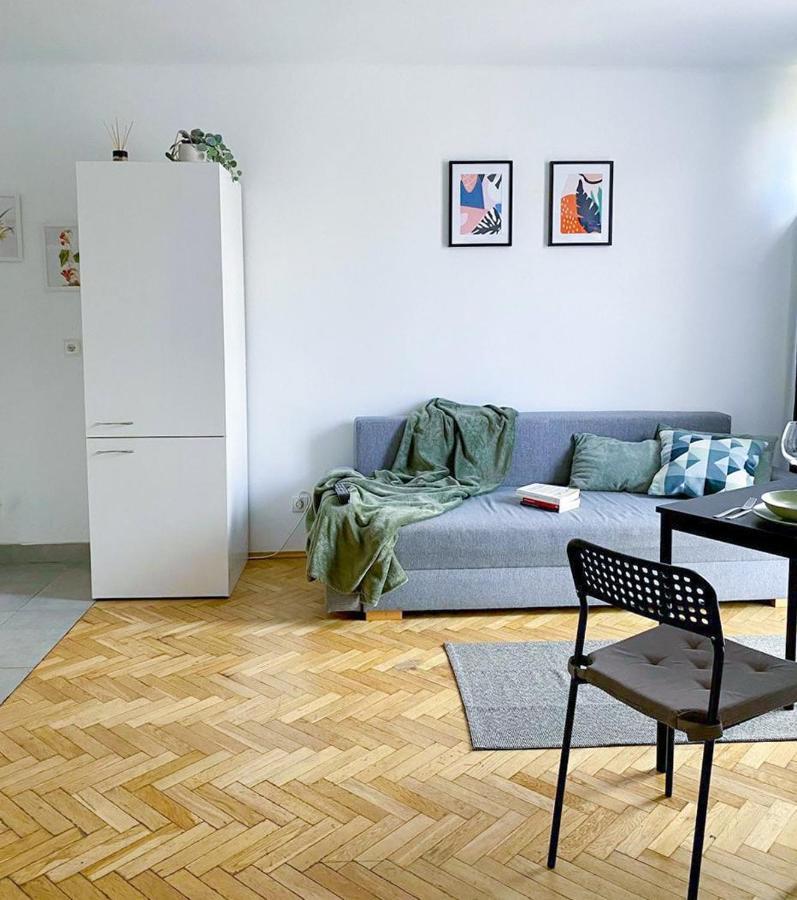 Halby Apartment Chlodna 15 Varşovia Exterior foto